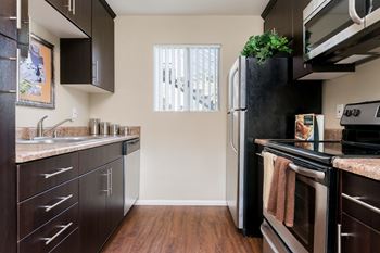 Kitchen with stainless steel appliances 